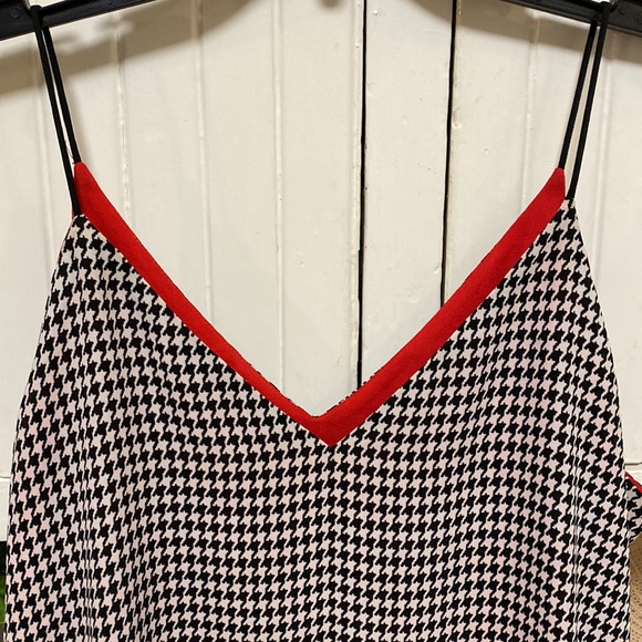 Houndstooth & Red Reversible Camisole - Express / Large - Picture 2 of 4